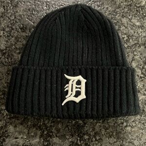 Kids Detroit Tigers winter hat